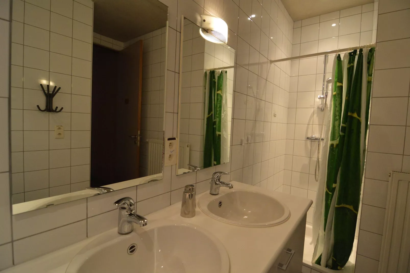 Schuur-Bathroom