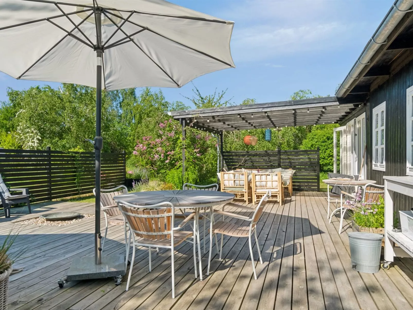 "Amitola" - 400m from the sea-Outside