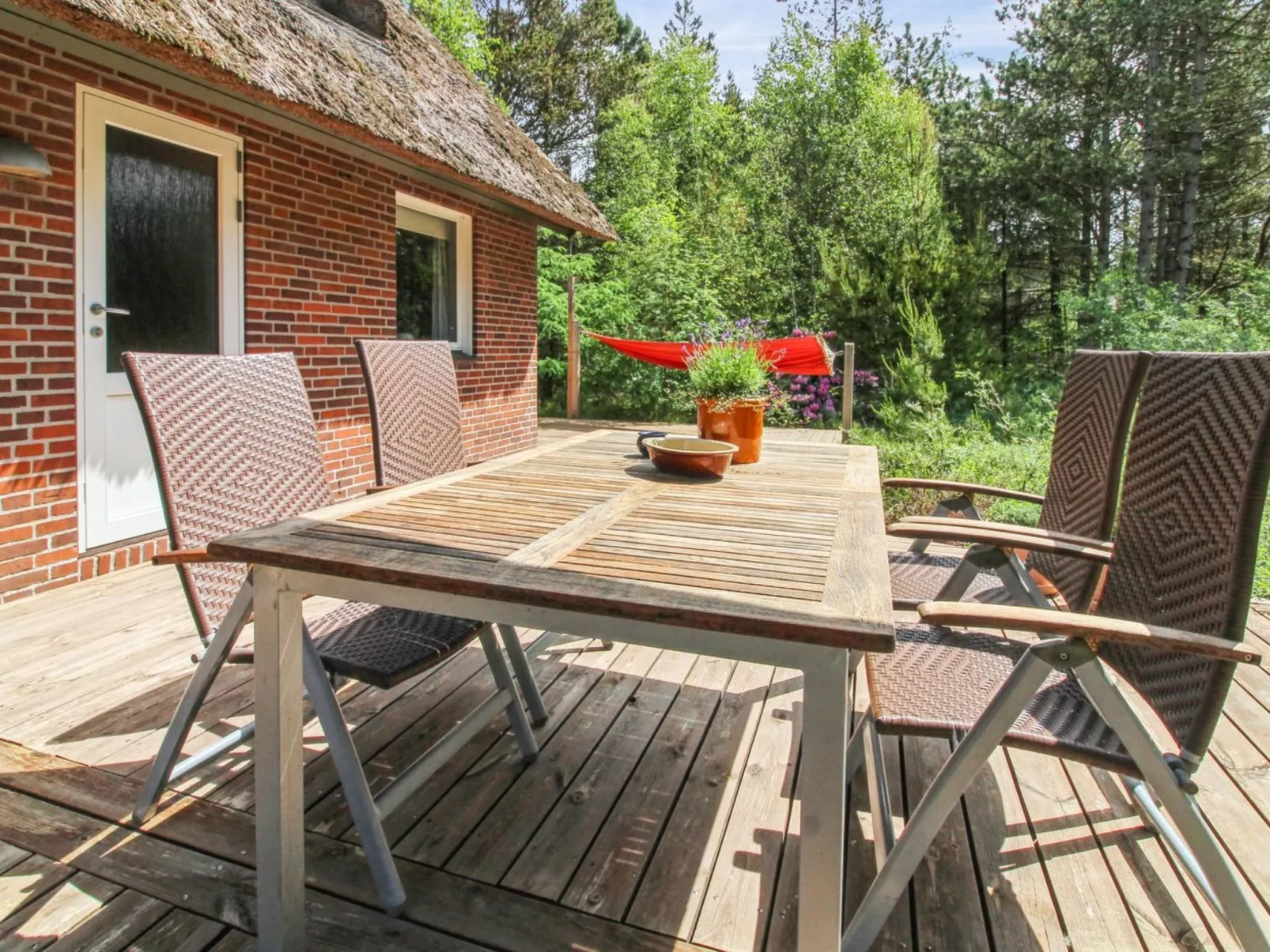 "Kersta" - 3.3km from the sea-Outside