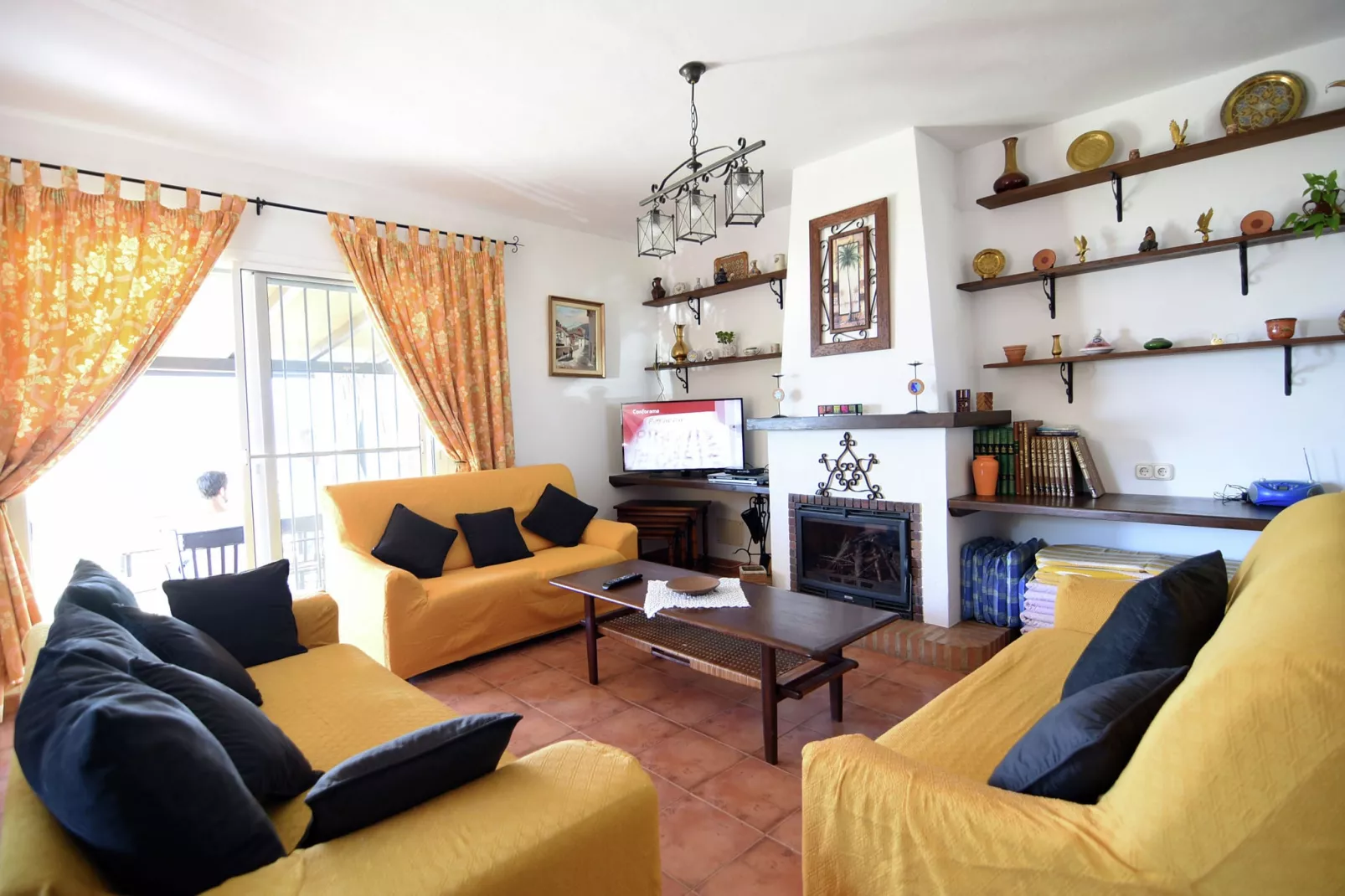 El Rocio-Living room