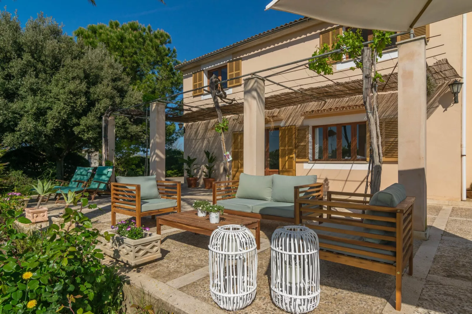 Can Pilos-Exterior summer