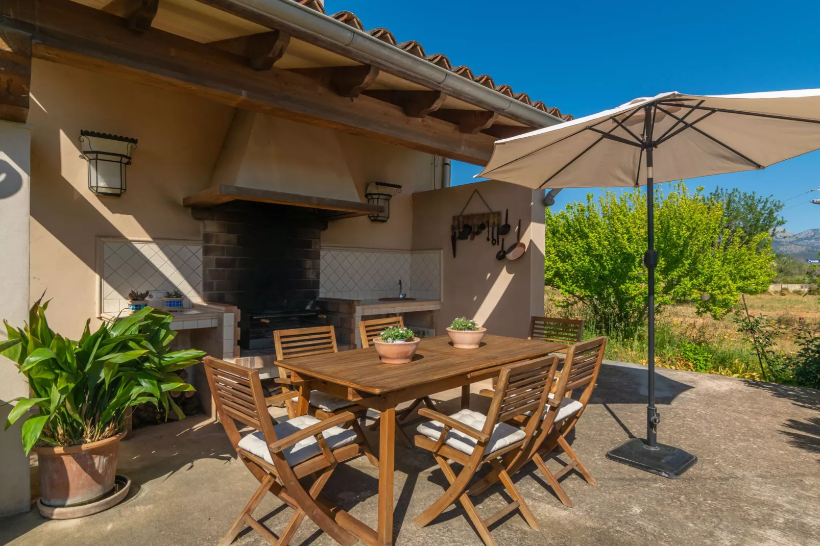 Can Pilos-Exterior summer