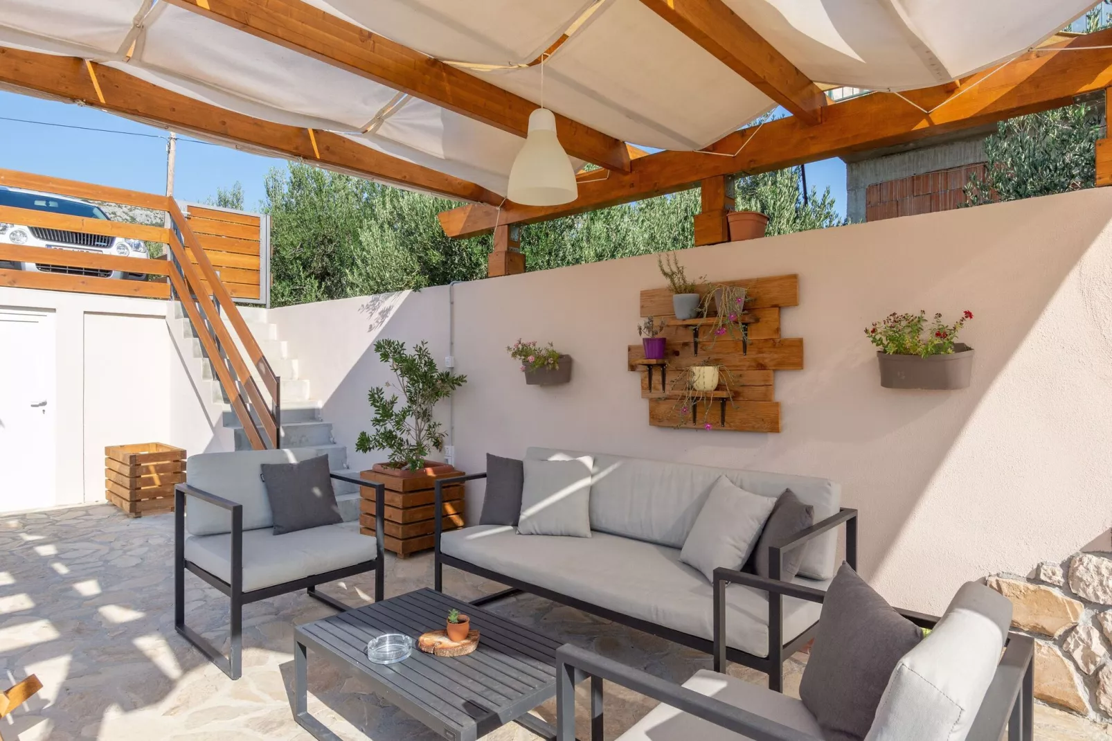 Tare Holiday Home-Terrassenbalkon