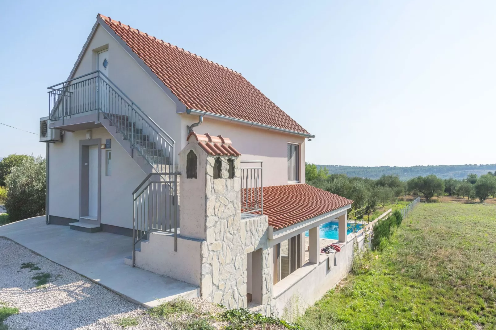 Tare Holiday Home-Außenbereich Sommer