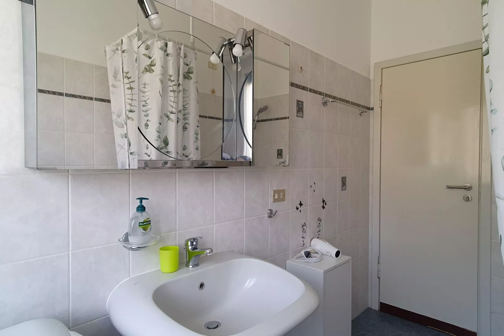 ALO 03/1-Badezimmer