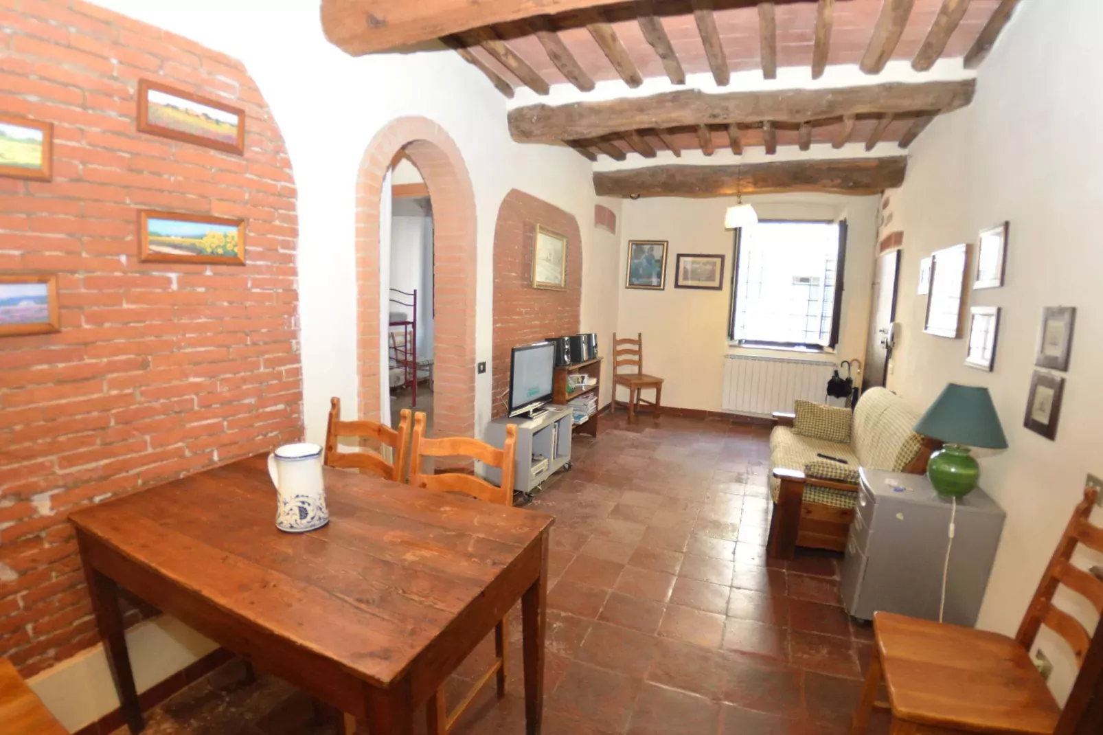 Cabella Quattro-Living room