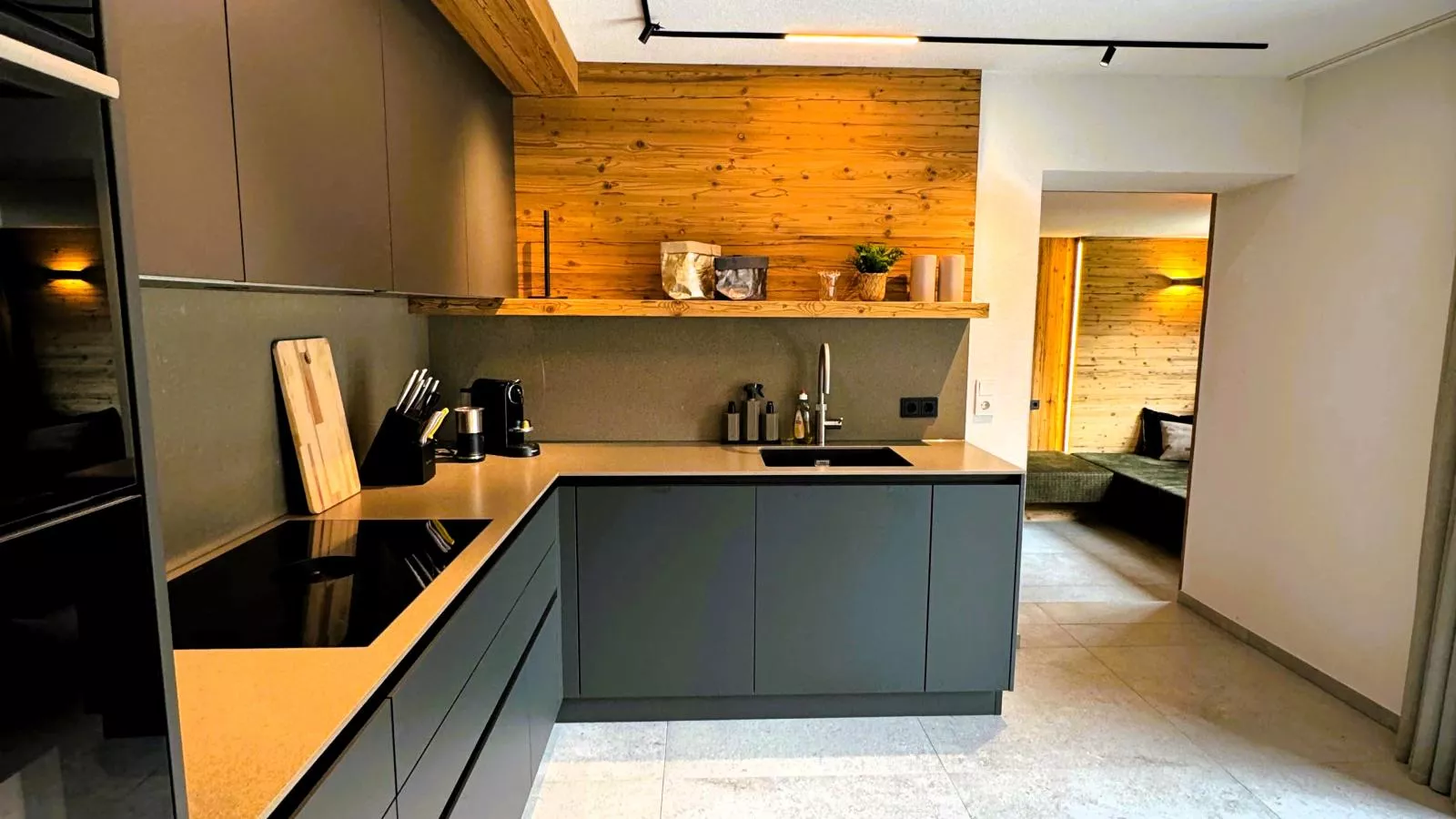 Alpenlodge Pettneu Lodge 2-Kitchen