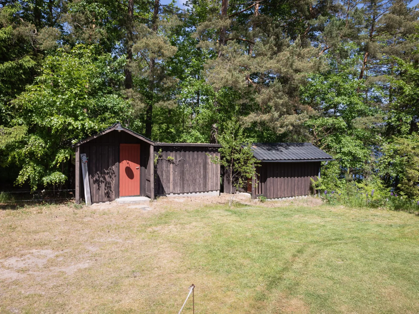 Munkhalla Utsikten-Outside