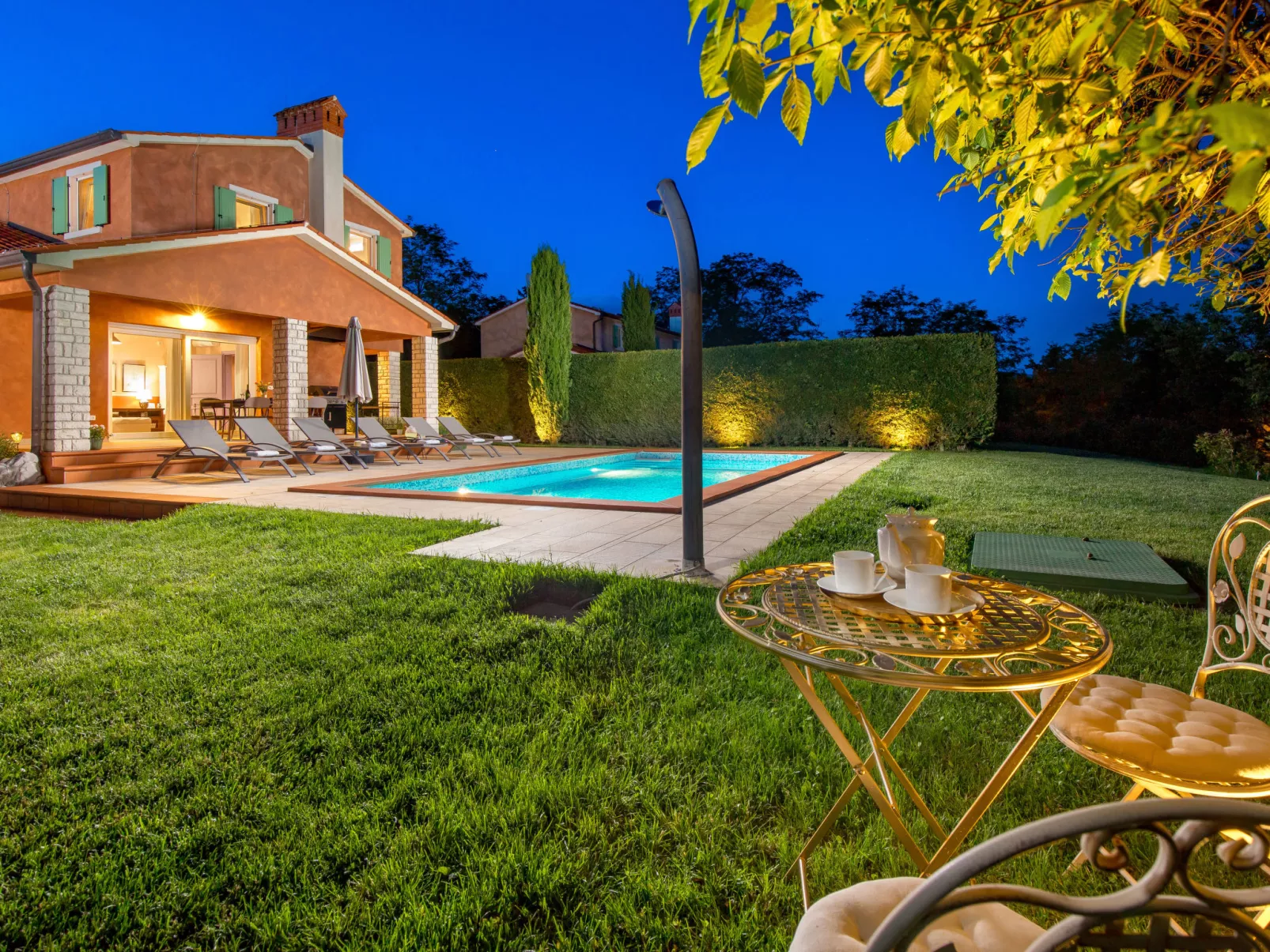 Villa Goretini-Outside