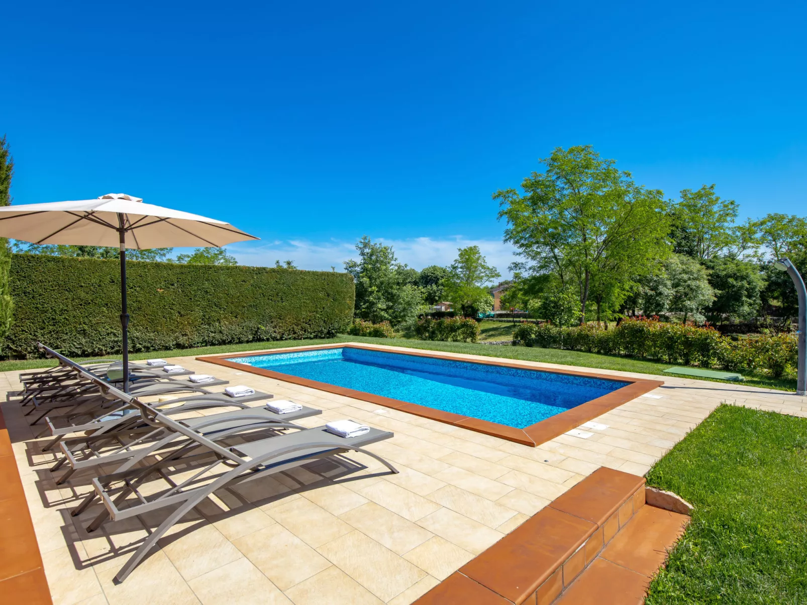 Villa Goretini-Outside