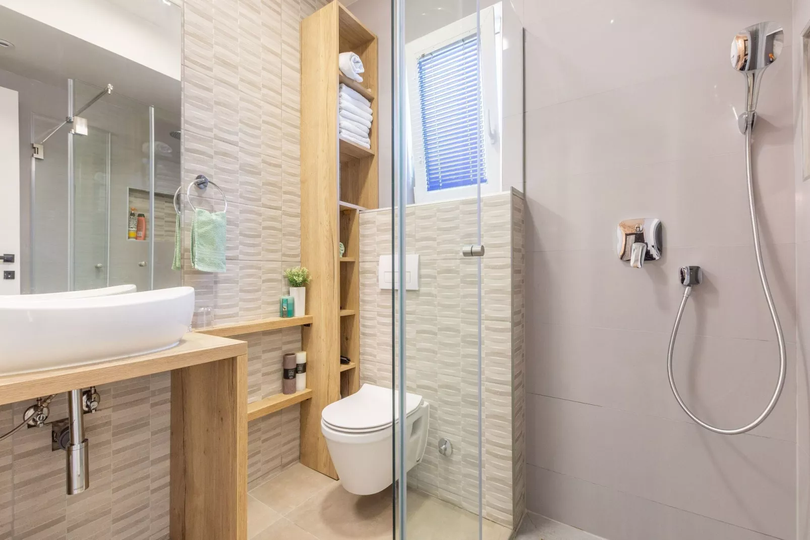 Tare Holiday Home-Badezimmer