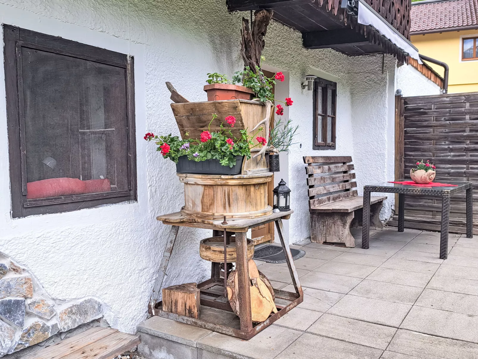 Lehen-Outside