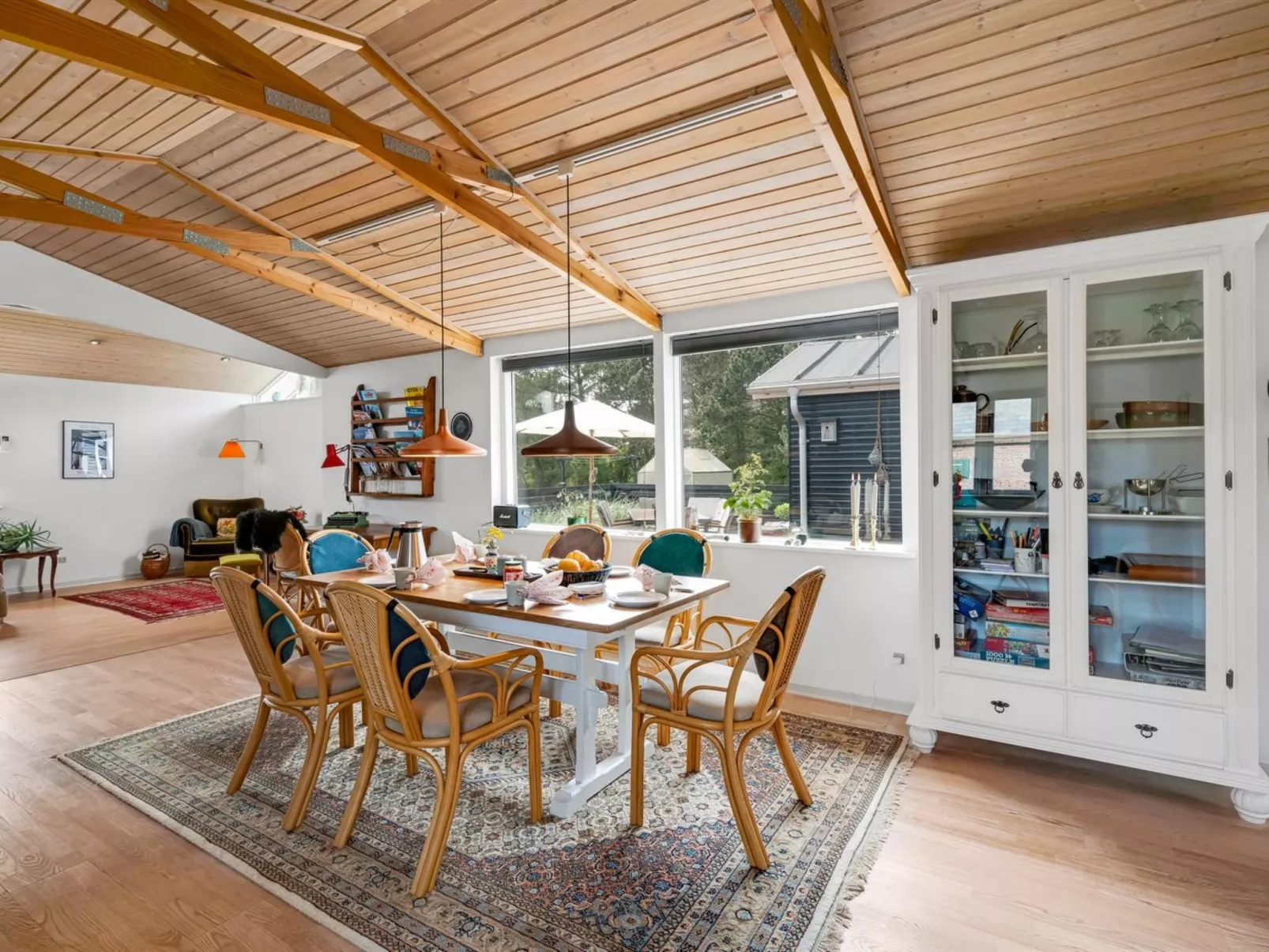 "Aviaya" - 350m from the sea-Inside