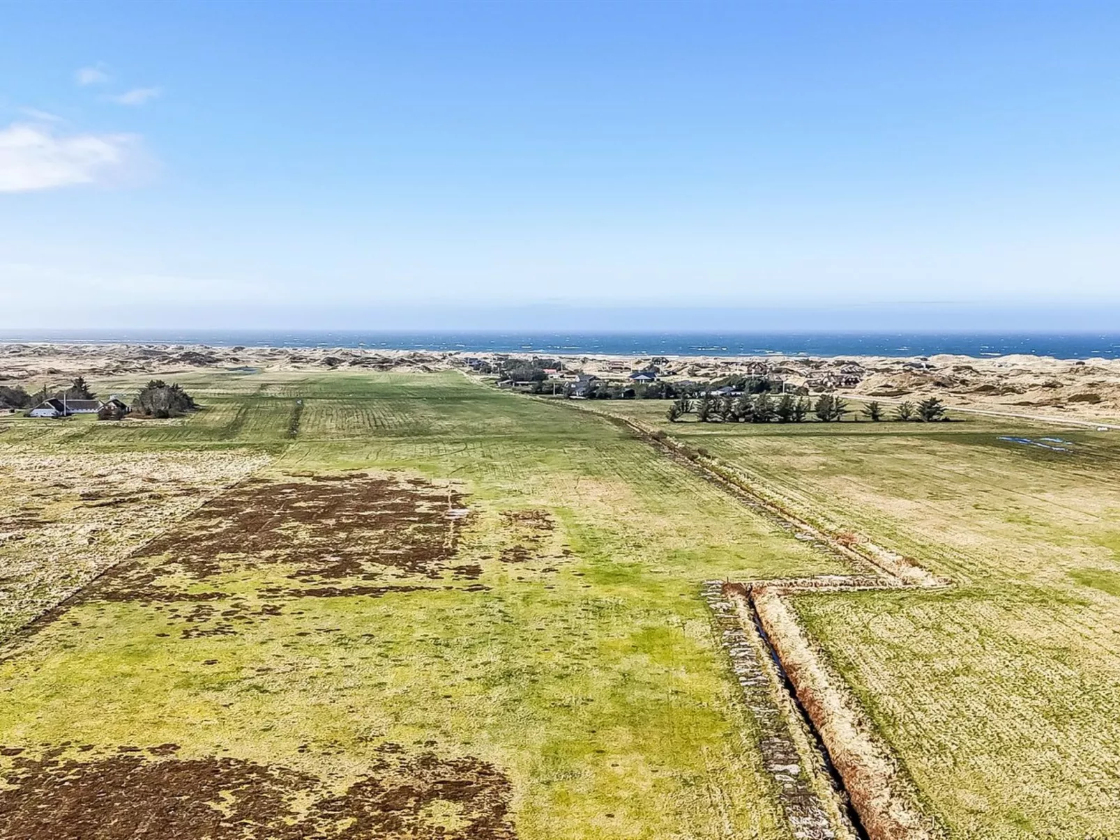 "Amarie" - 1km from the sea-Outside