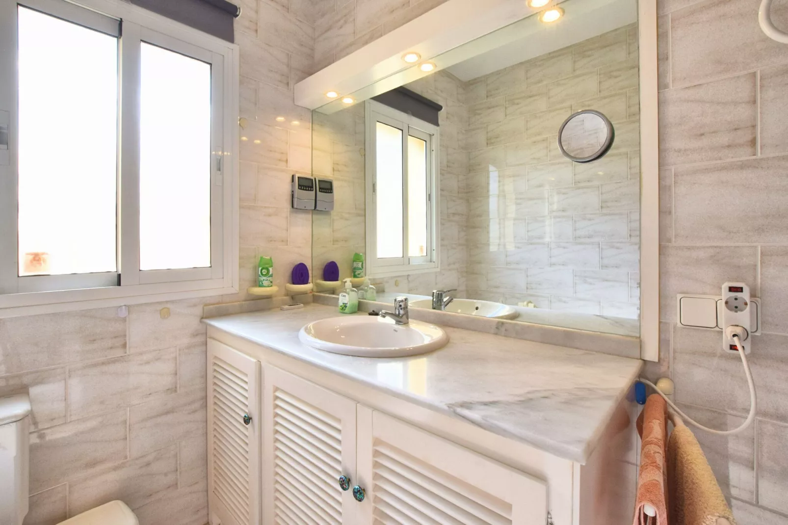 Casa Esmeralda-Bathroom