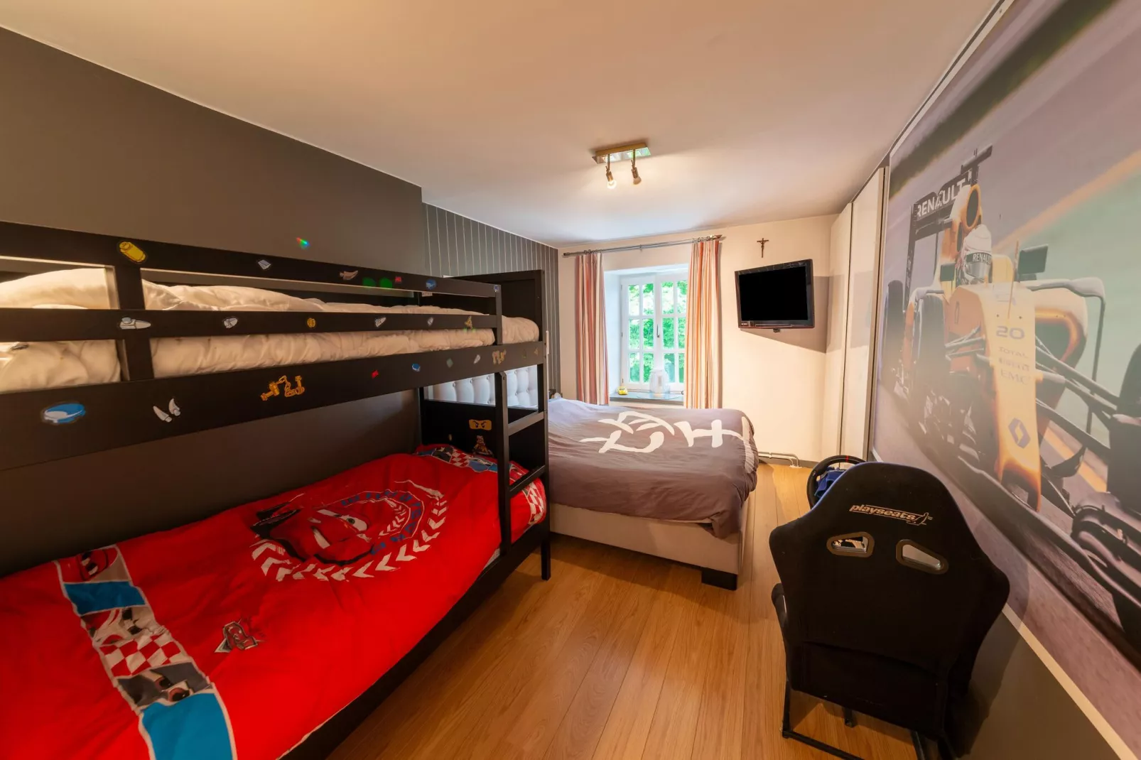 Aubepine-Bedroom