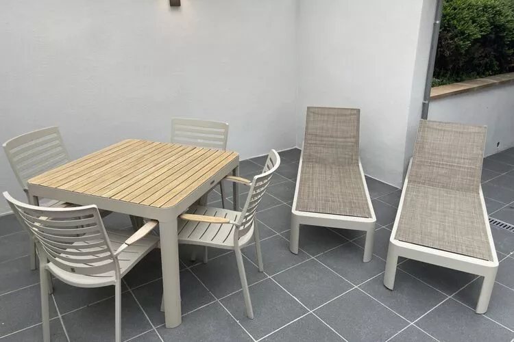 426936-Terrace