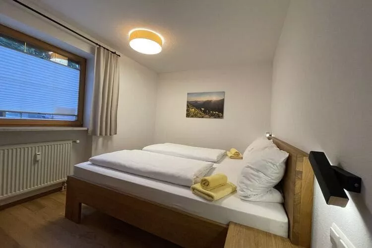 352750-Schlafzimmer