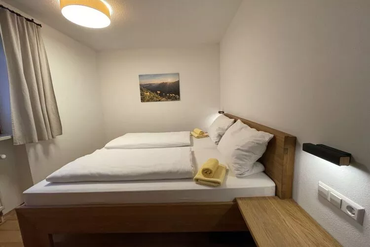 352750-Schlafzimmer