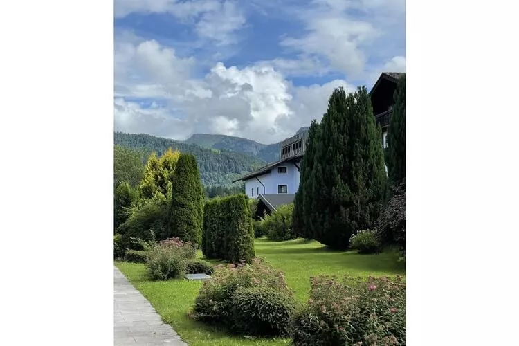 352750-Terrasse