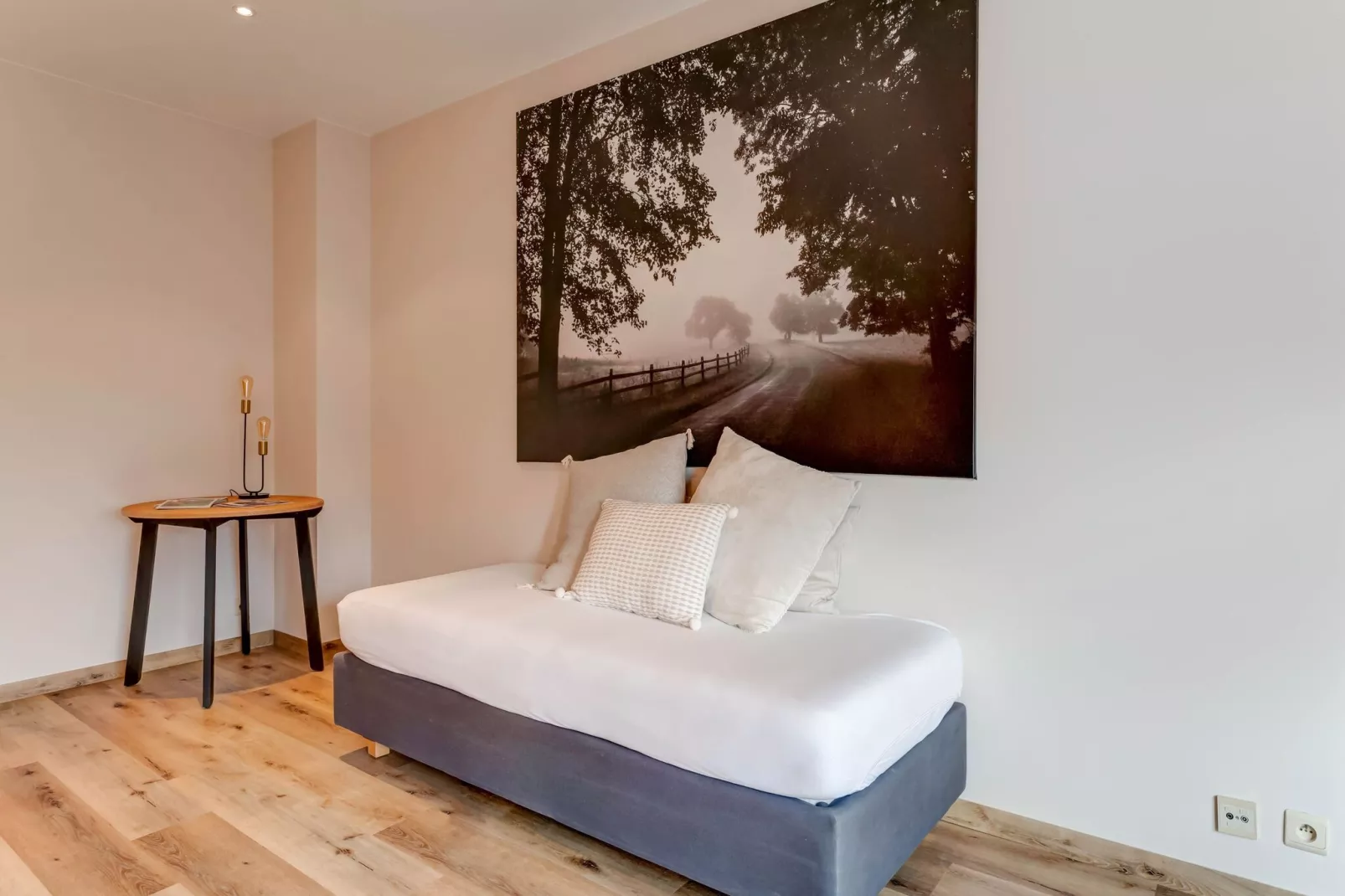 Luxe vakantiewoning met sauna en jacuzzi in Heers-Schlafzimmer