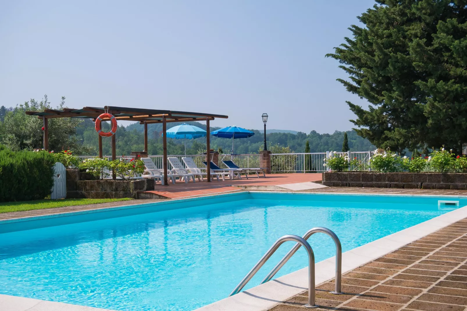 Azalea-Pool