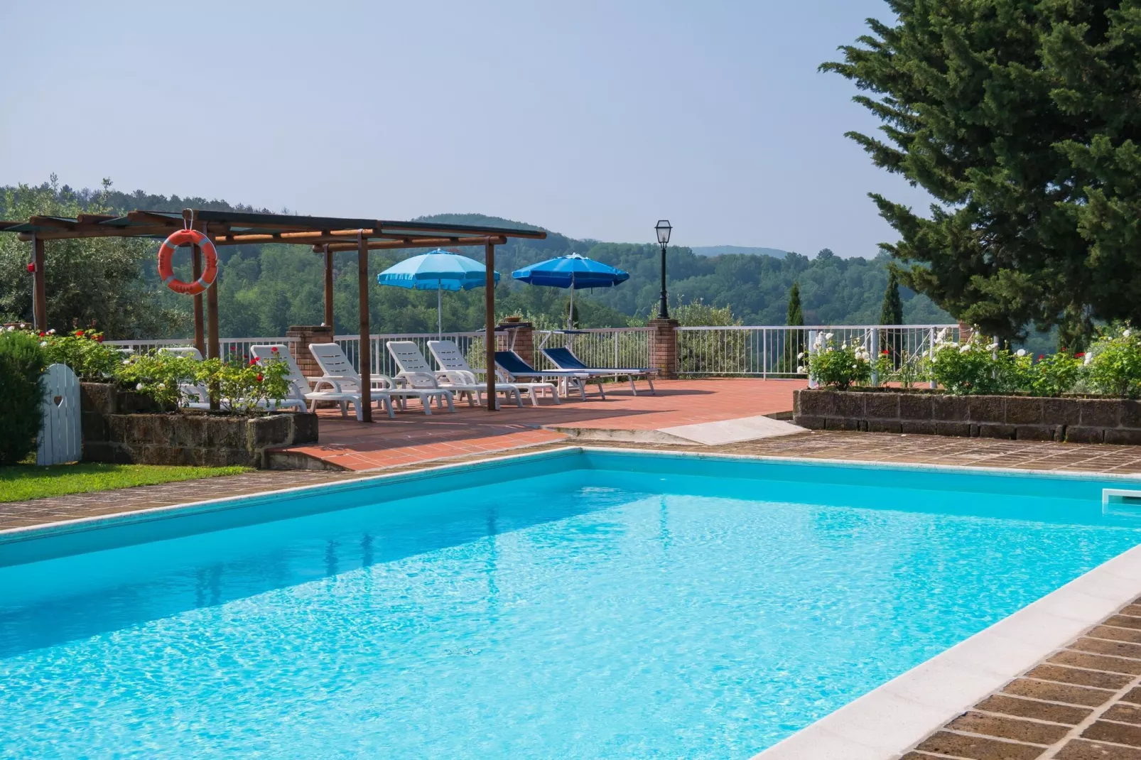 Azalea-Pool