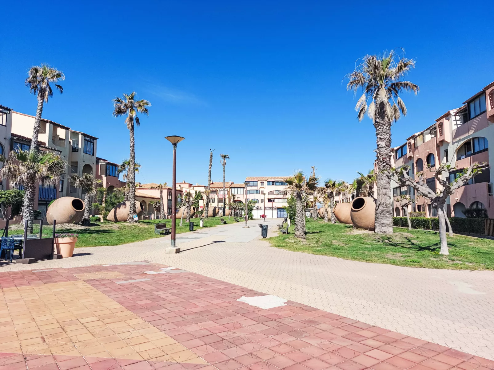Les Bastides du Cap II-Area