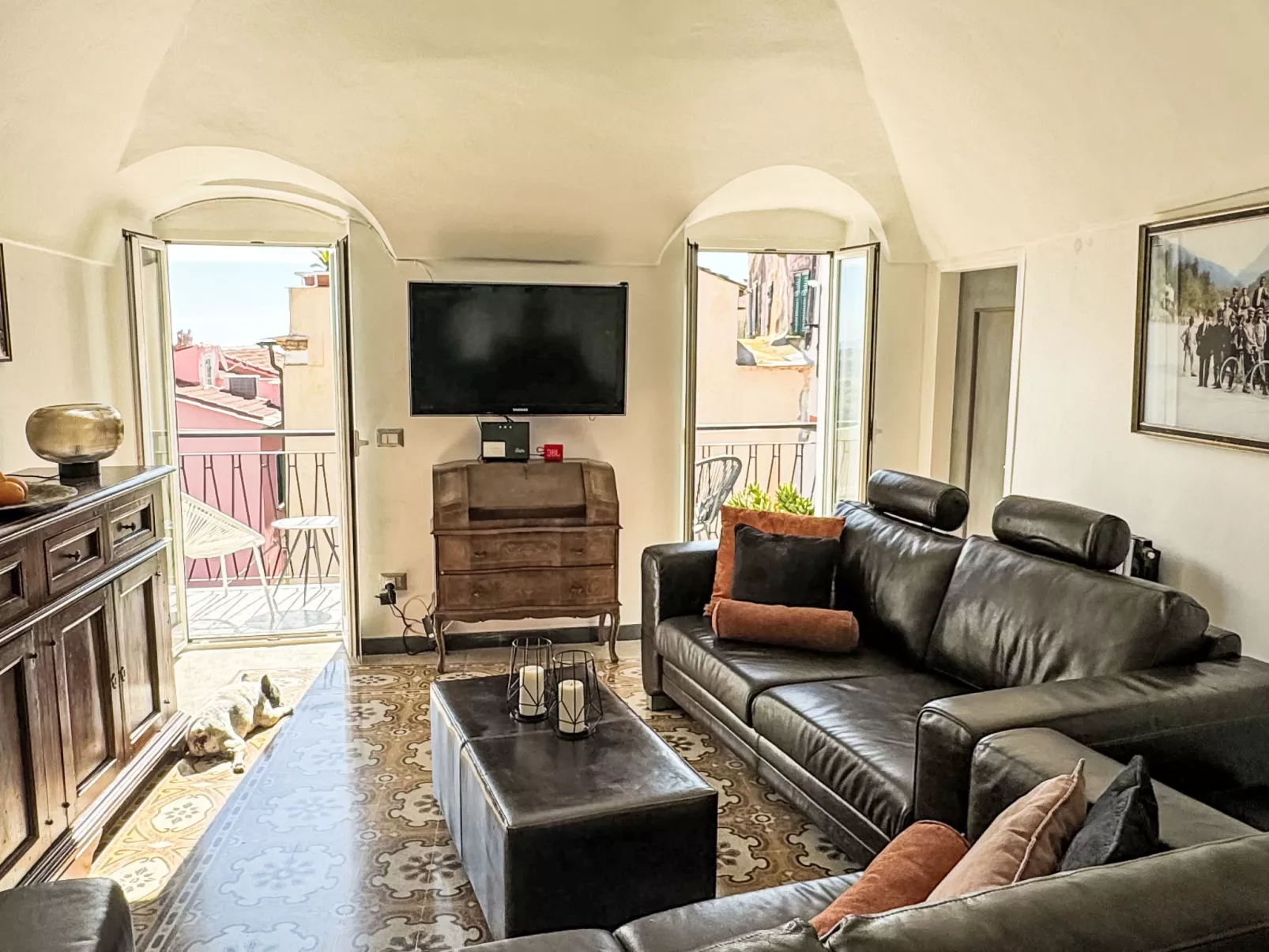 Raineri House-Inside
