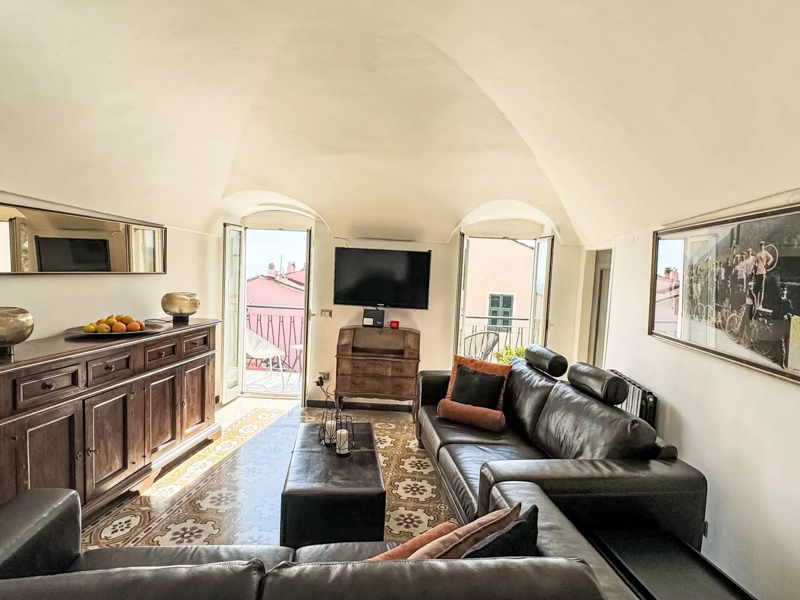 Raineri House-Inside