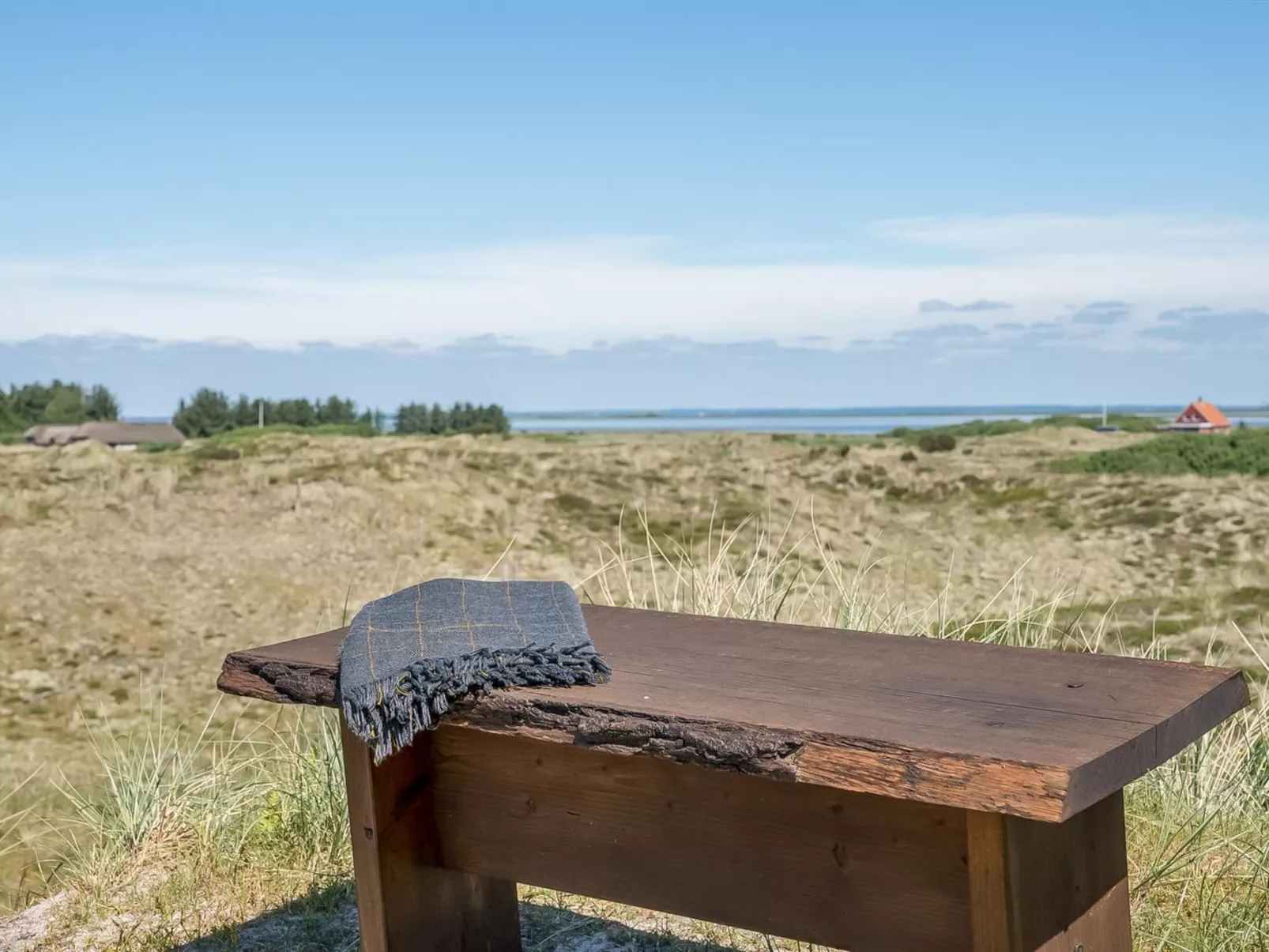 "Aurore" - 700m from the sea-Outside