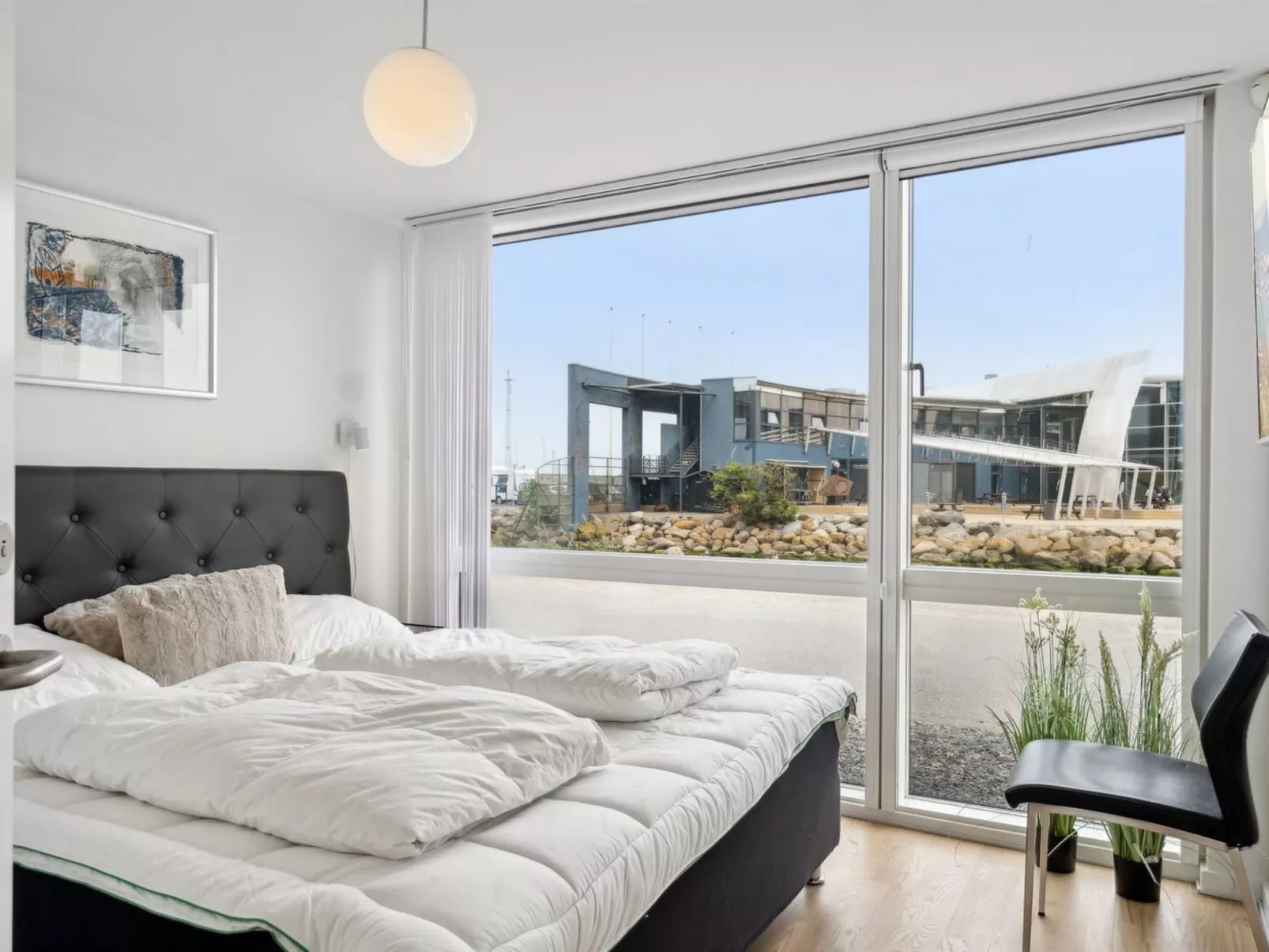 "Skade" - 10m from the sea-Inside