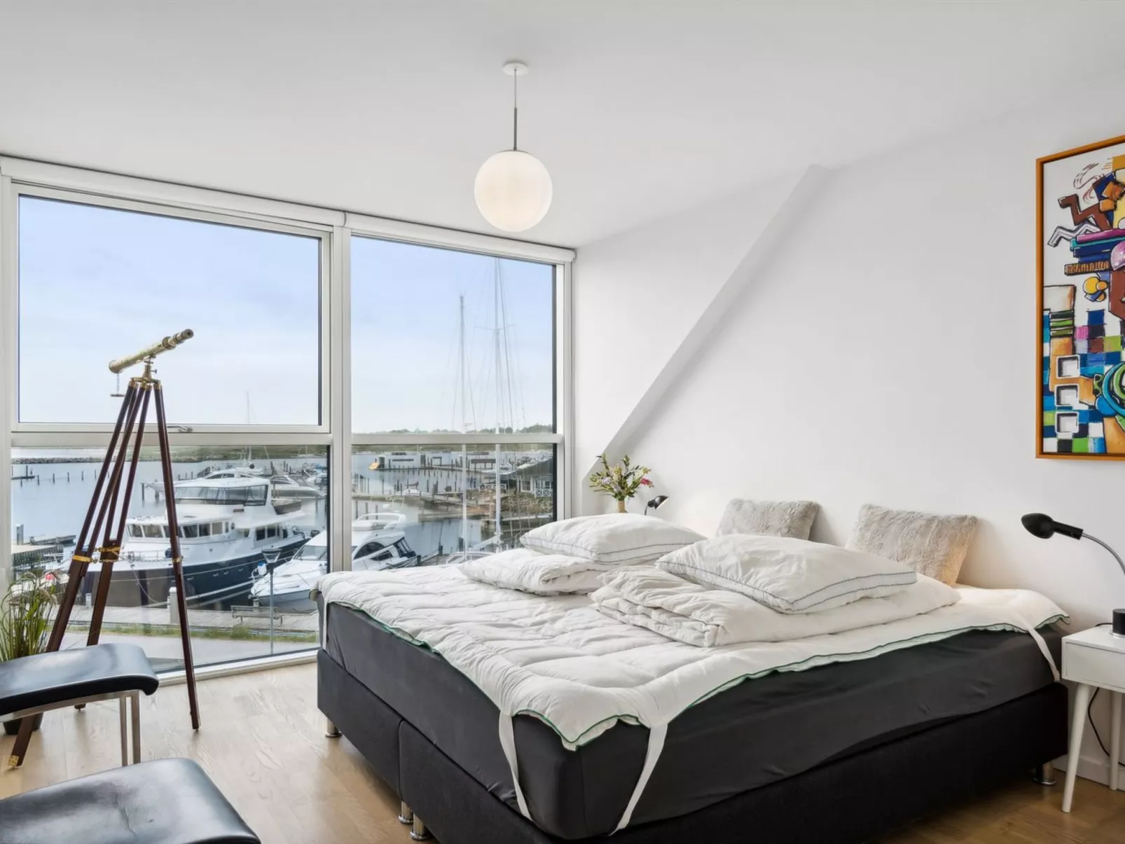 "Skade" - 10m from the sea-Inside