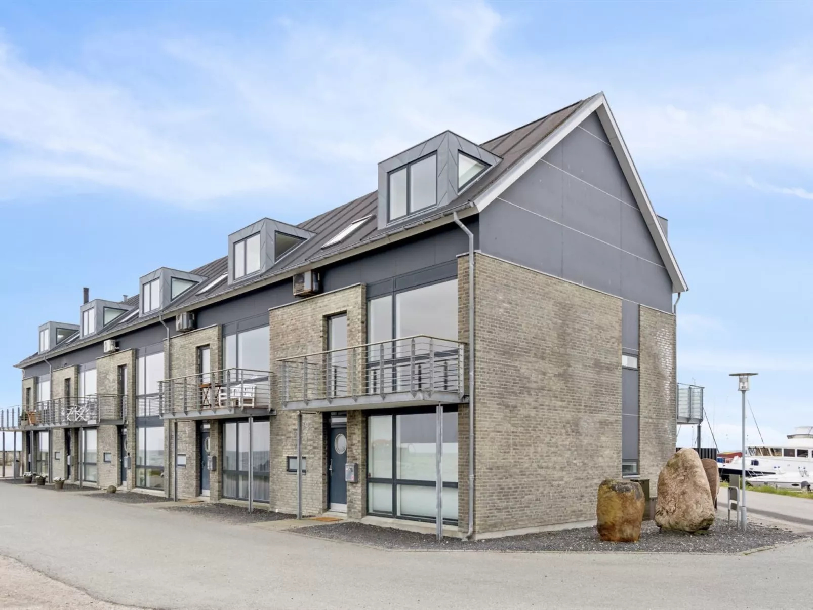 "Skade" - 10m from the sea-Outside