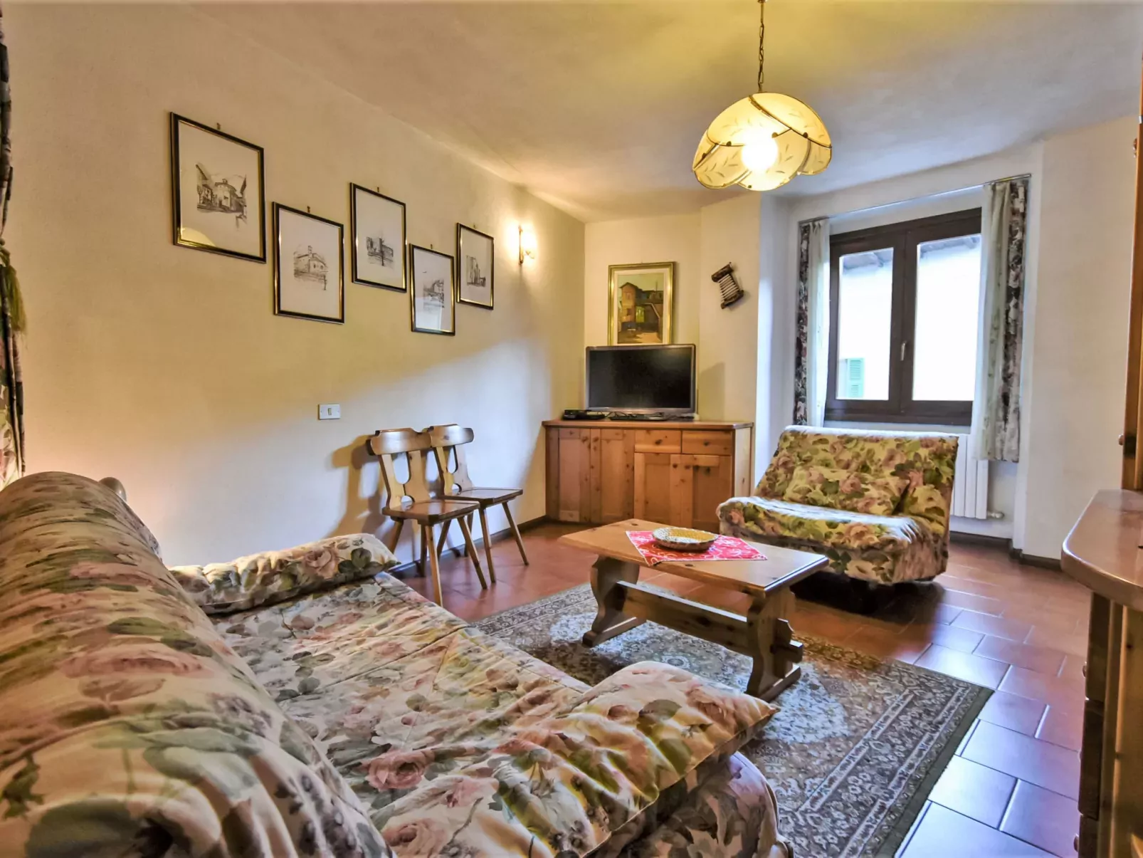Erica Apartment-Dedans