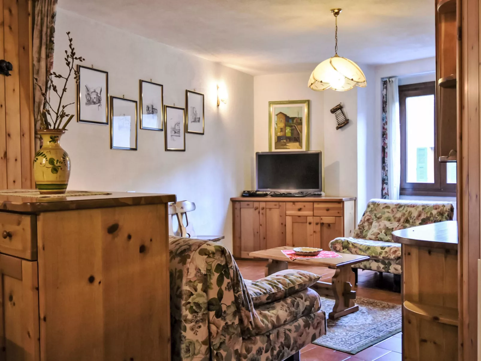 Erica Apartment-Dedans