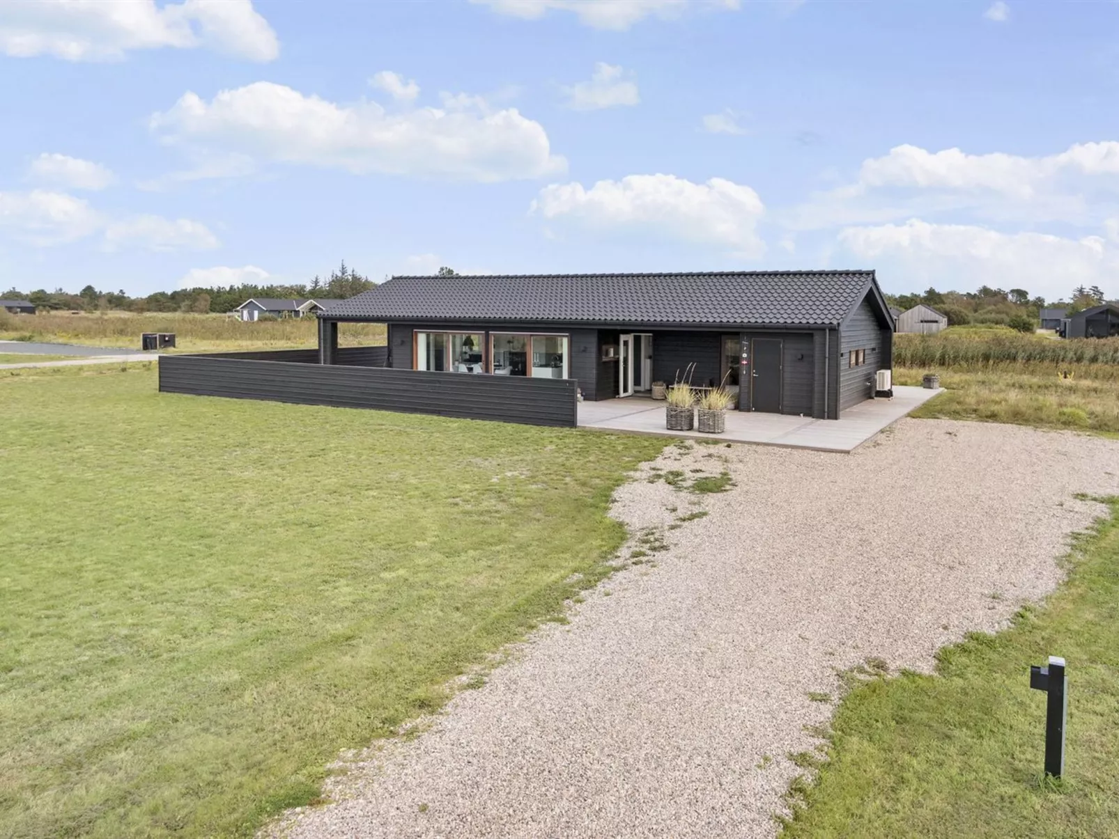 "Frithbjorn" - 900m from the sea