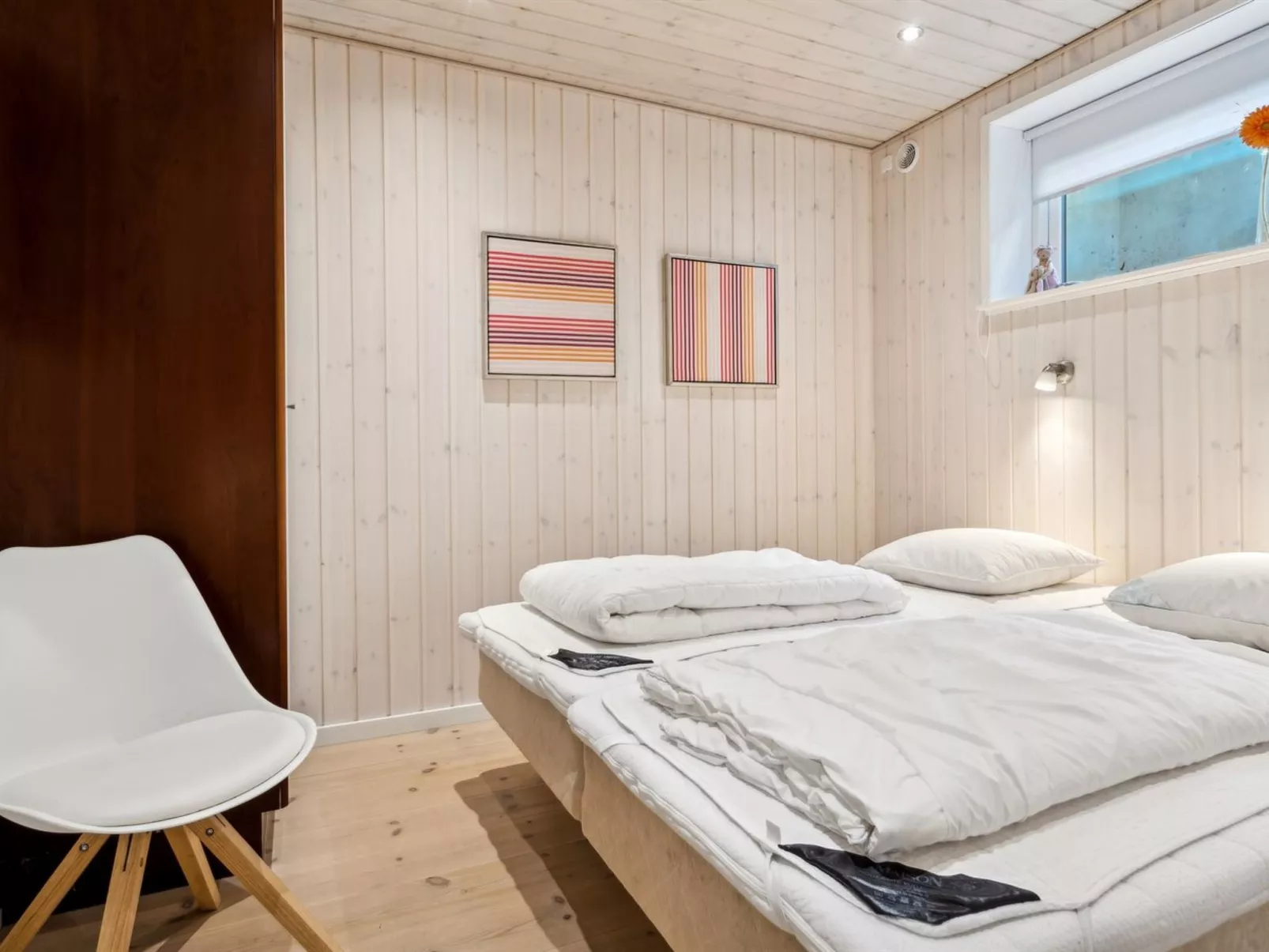"Edo" - 250m from the sea-Drinnen