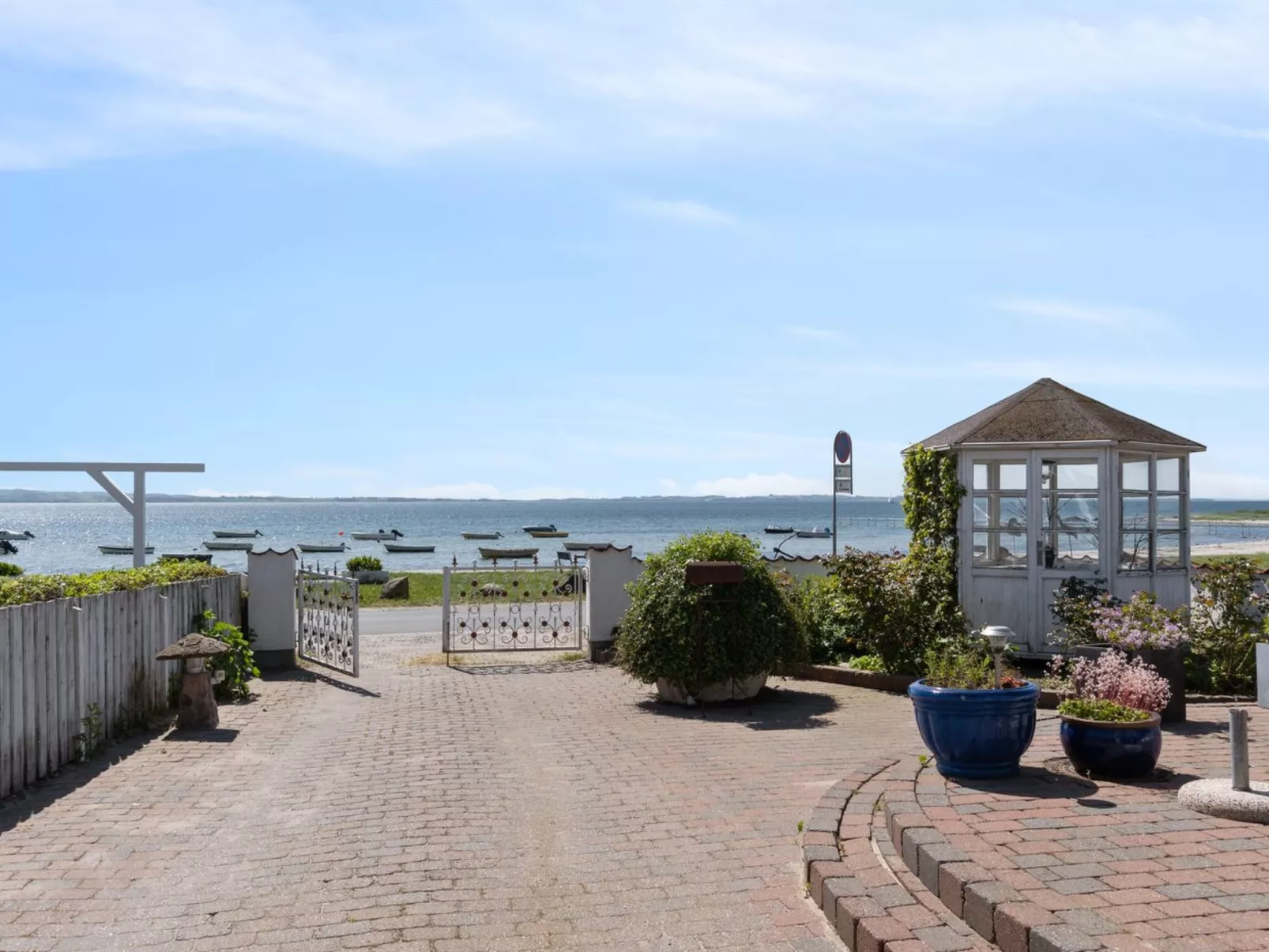 "Michel" - 25m from the sea-Draußen