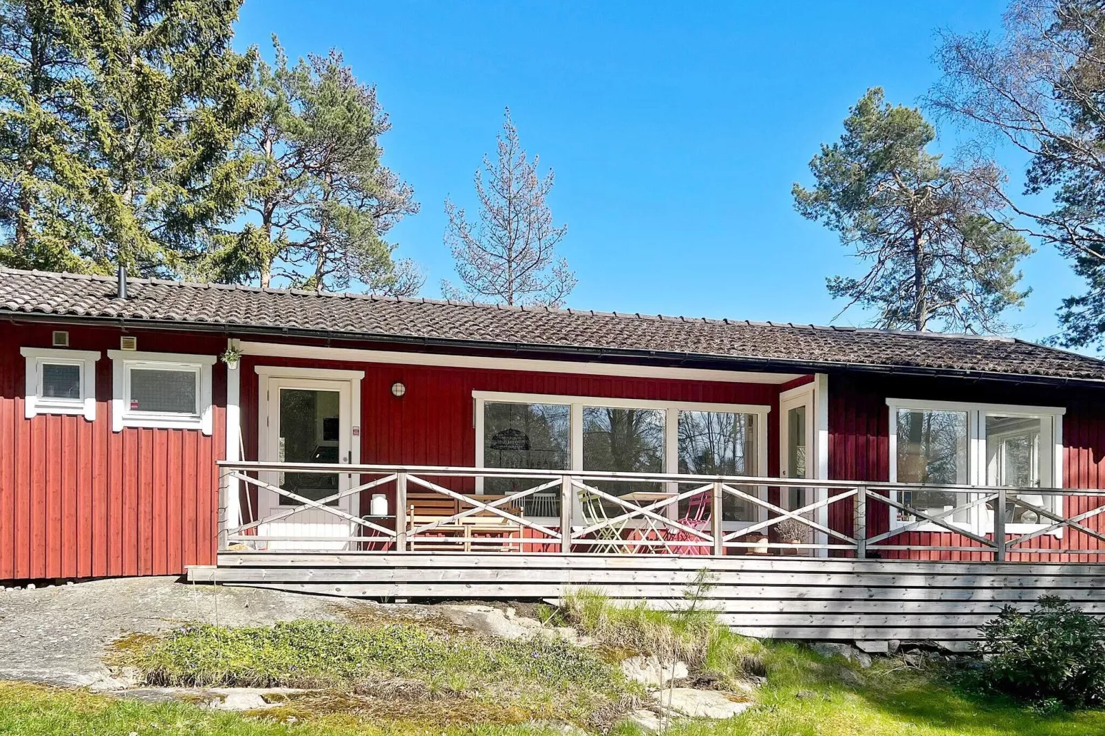 6 person holiday home in Djurhamn