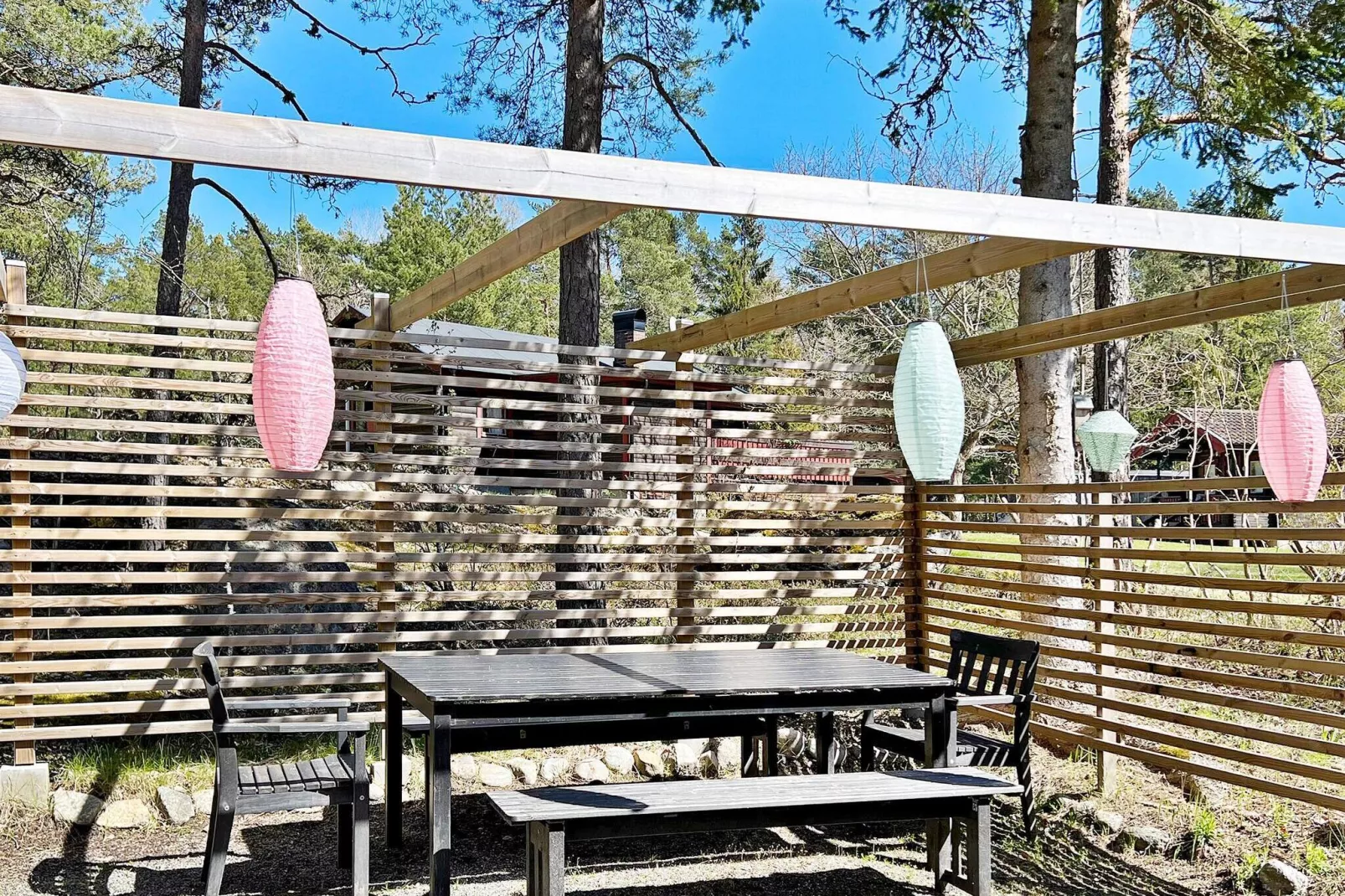 6 person holiday home in Djurhamn