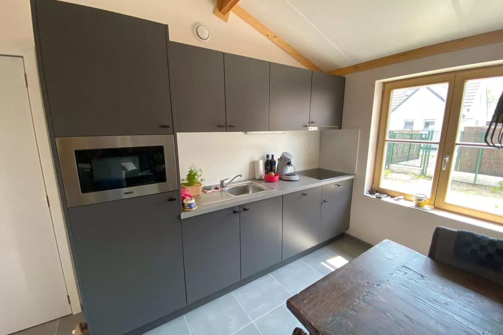 WH2 / 8-Kitchen