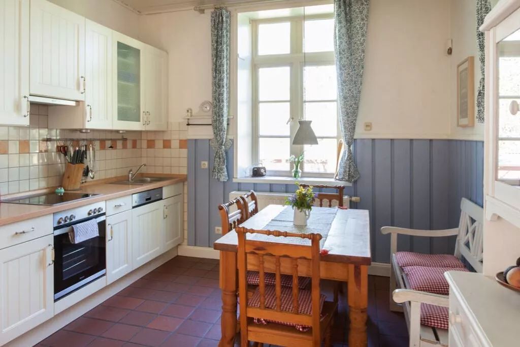 178234-Kitchen