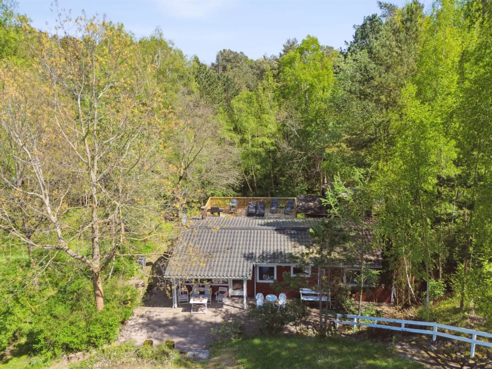 "Ulfiat" - 2km from the sea-Outside