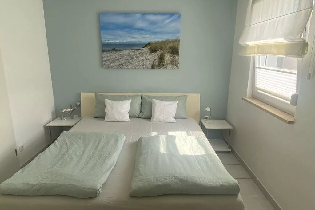 80789-Bedroom