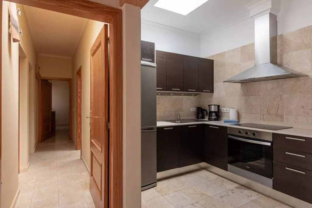 14640-Kitchen