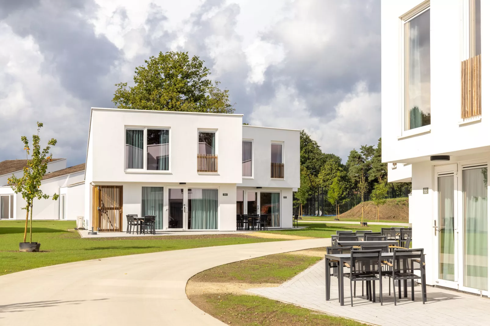 Park Eksel 2-Exterior summer