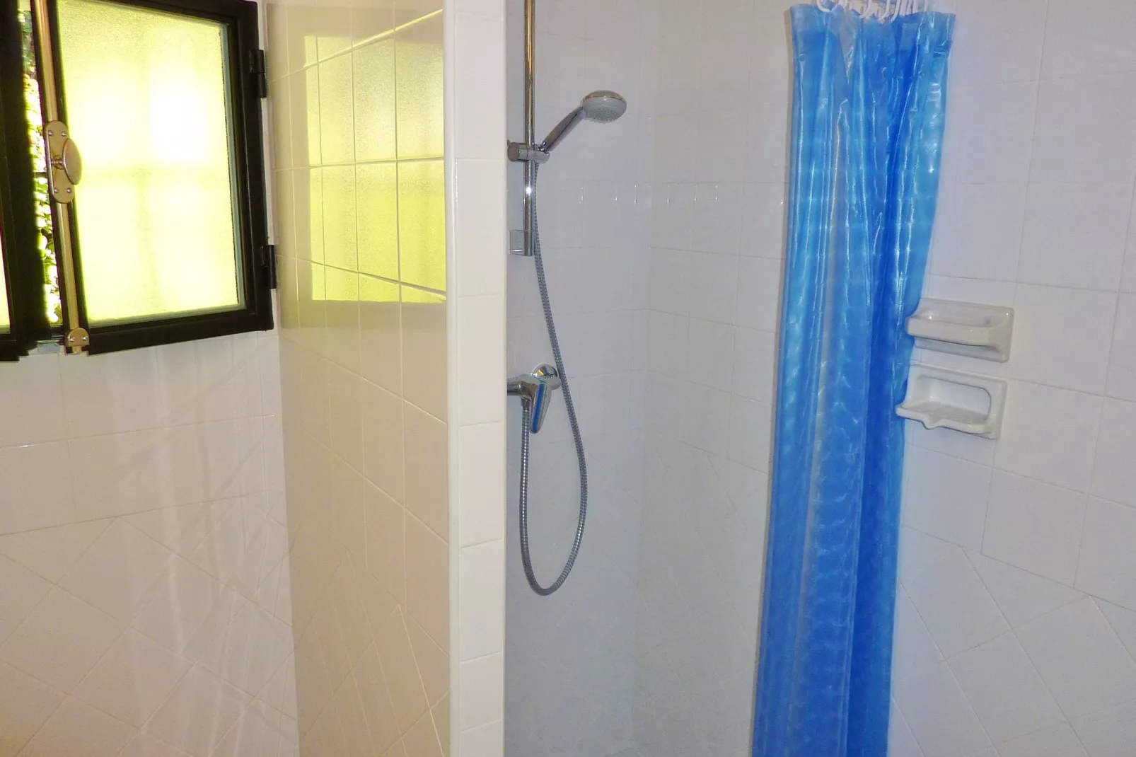 La Abadesa-Bathroom