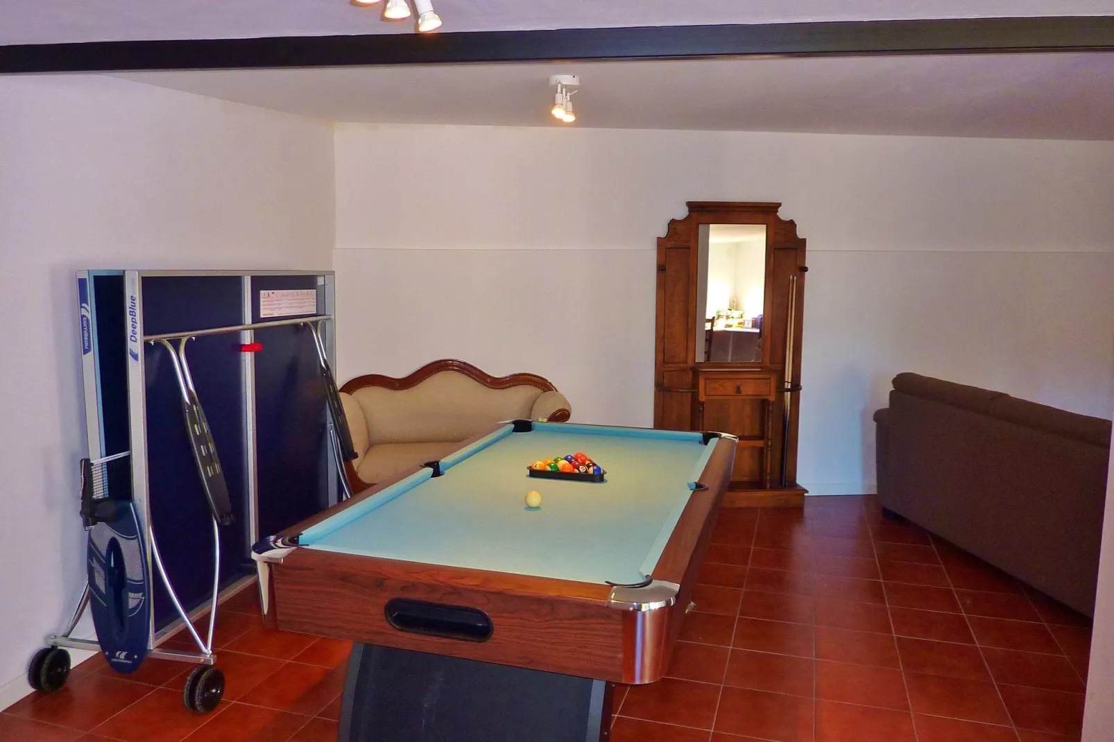 La Abadesa-Facilities