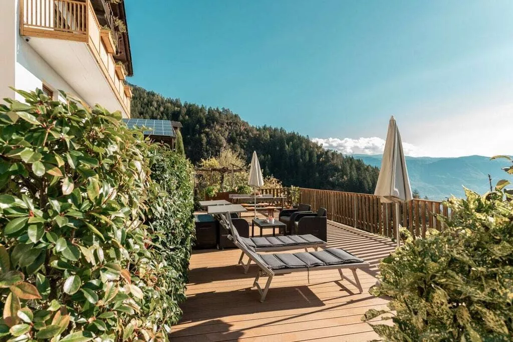 89807-Terrace balcony